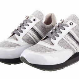 LT_HW16_Gilberta_Weiss_EUR 299,90.jpg