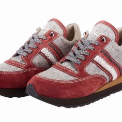 LT_HW16_Gilberta_Rot_EUR 299,90.jpg
