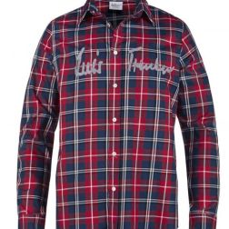 LUIS TRENKER_HW2015_Berry Logo_EUR 119,90.jpg
